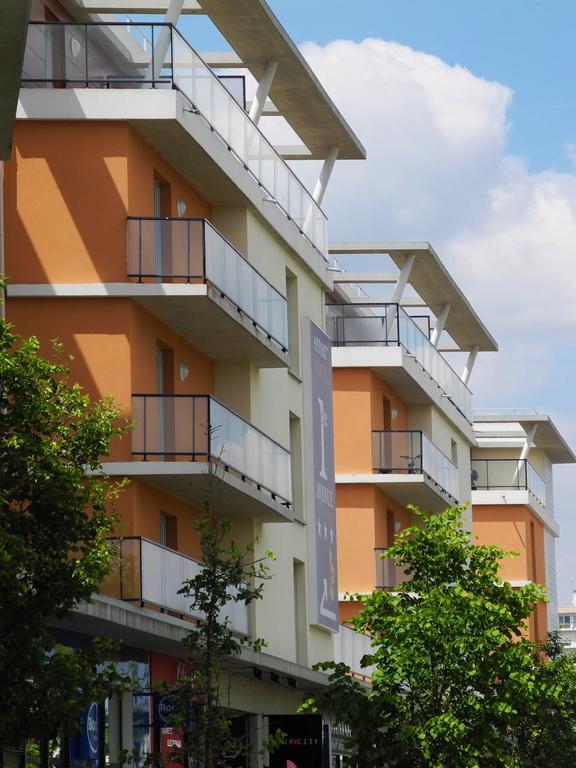Villa Val Senart 1Ere Avenue Quincy-sous-Senart Exterior photo